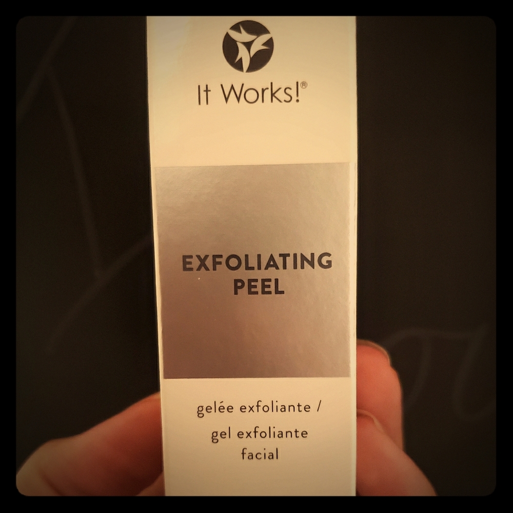 Exfoliating peel